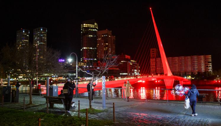 MONUMENTOS DE ROJO
